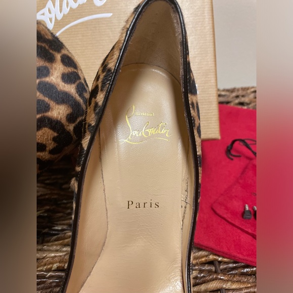 Christian Louboutin So Kate Cheetah Print Pumps - Picture 3 of 10